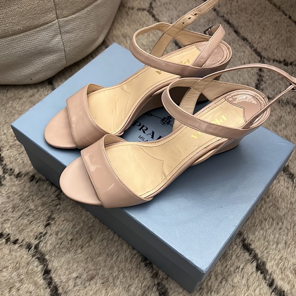 Prada Basic Slingback Wedge Sandal Beige Patent 3… - image 3